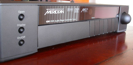 Meridian G91 surround controller  (c) Xingo (c) Xi