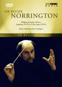 Norrington eigenzinnig dirigent